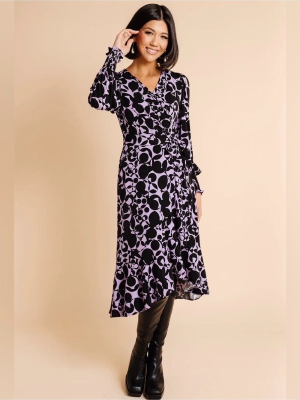 Rachel Parcell Black & Nude Pink Retro Print Wrap Midi Dress